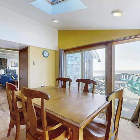 Seadrifter Oceanfront Beach House Seal Rock 외부 사진