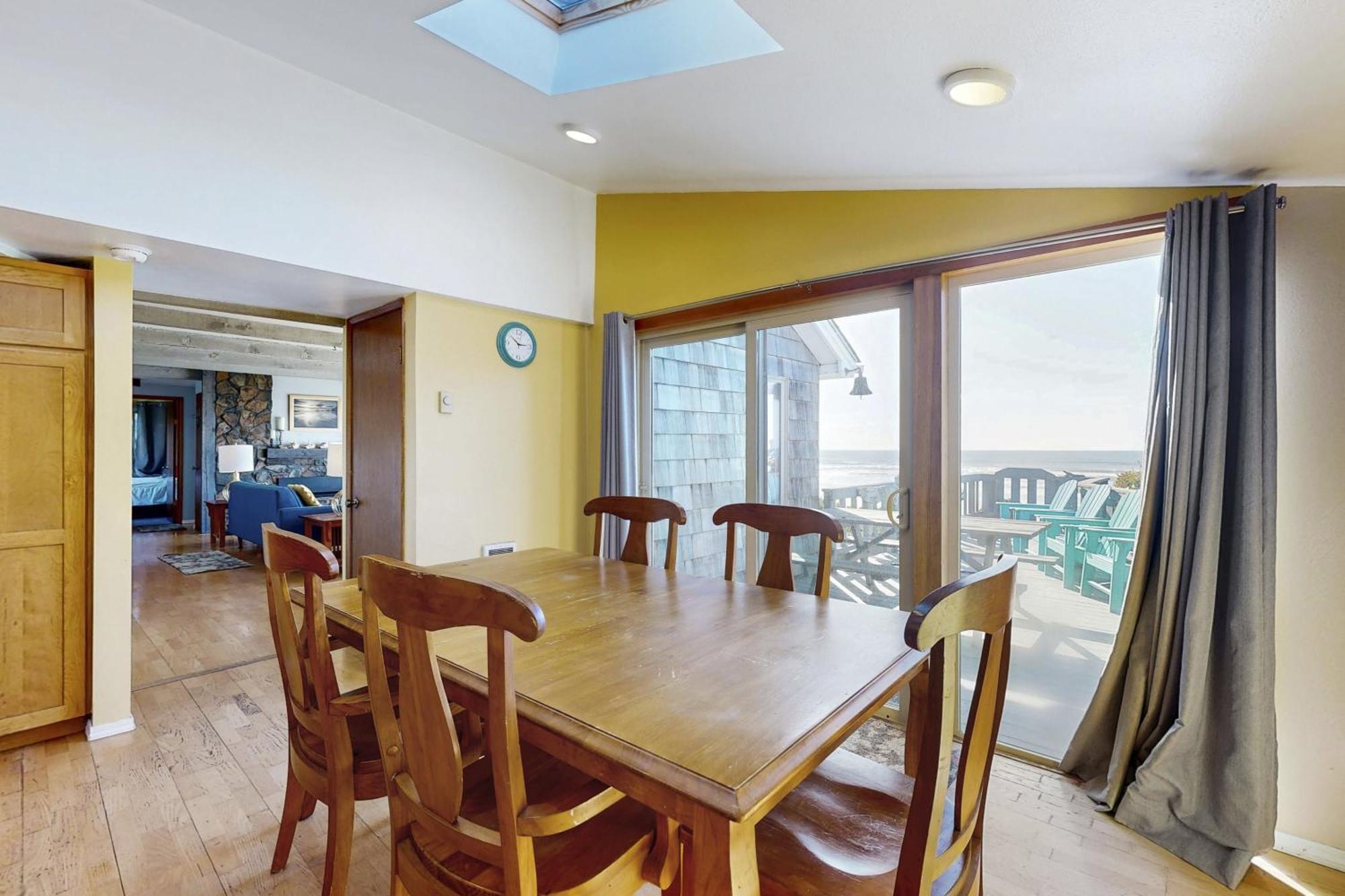 Seadrifter Oceanfront Beach House Seal Rock 외부 사진