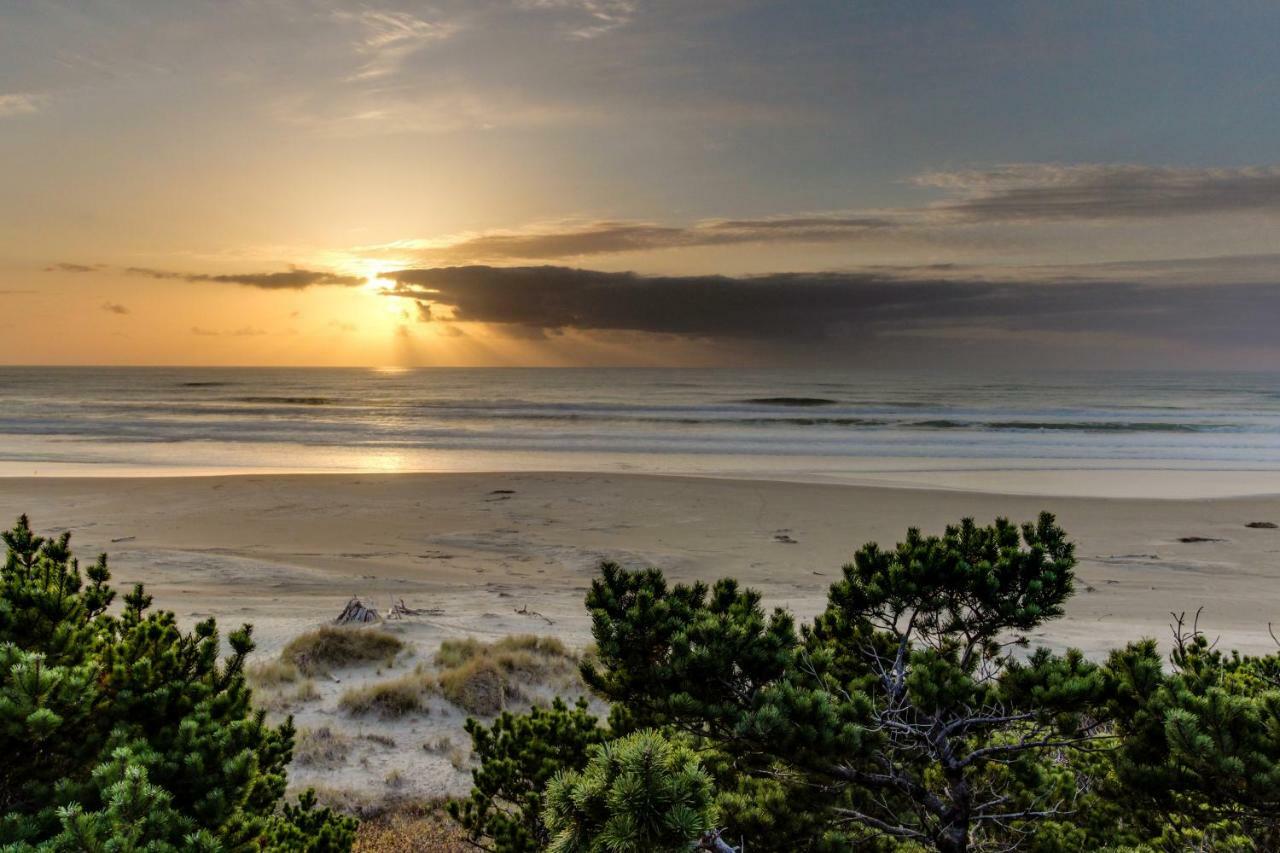 Seadrifter Oceanfront Beach House Seal Rock 외부 사진